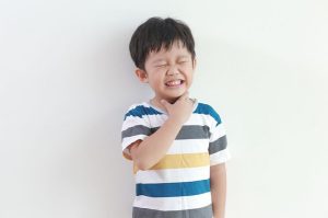 radang tenggorokan pada anak