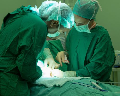operasi hernia